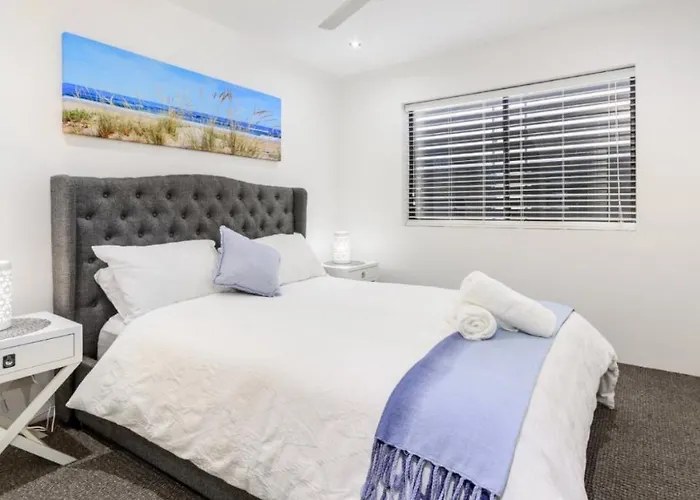 Harbourside Retreat